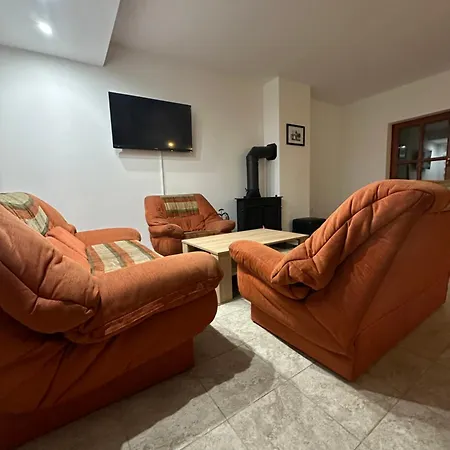 Apartman “moon” *